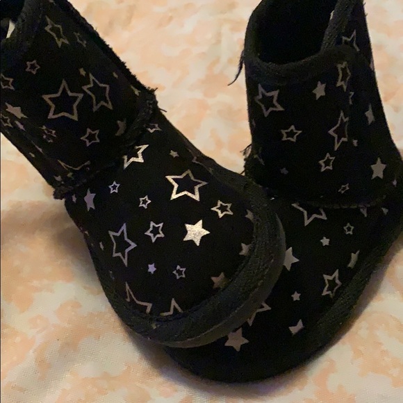 Toddler black boots - Picture 2 of 4